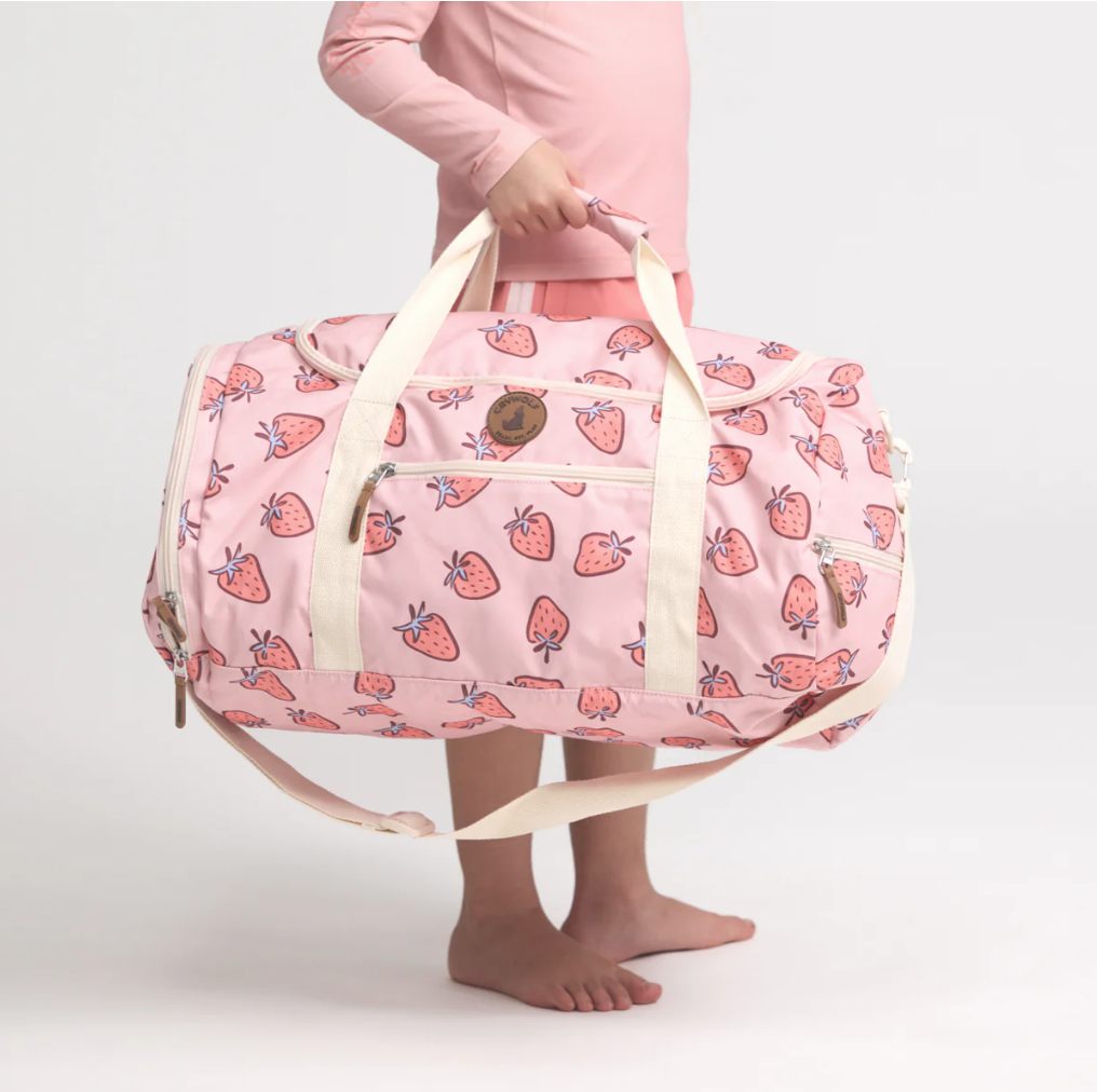 PACKABLE DUFFEL BAG Strawberry Splash